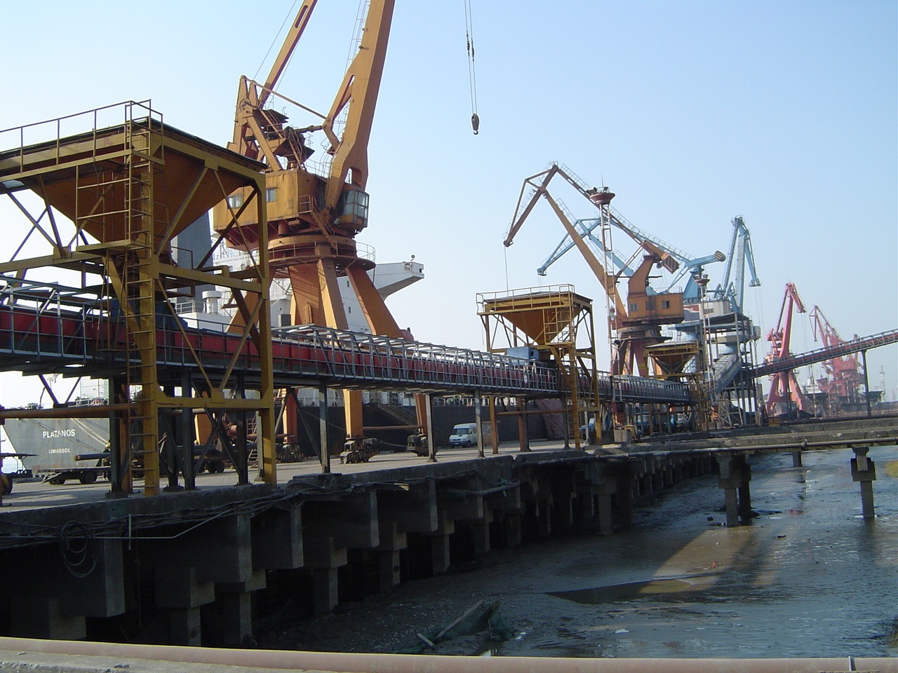 wharf conveying line